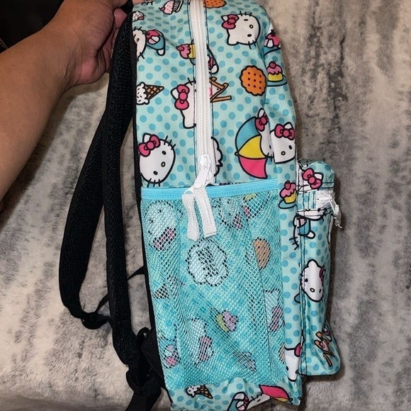 Hello Kitty Backpack NWOT - Picture 4 of 4